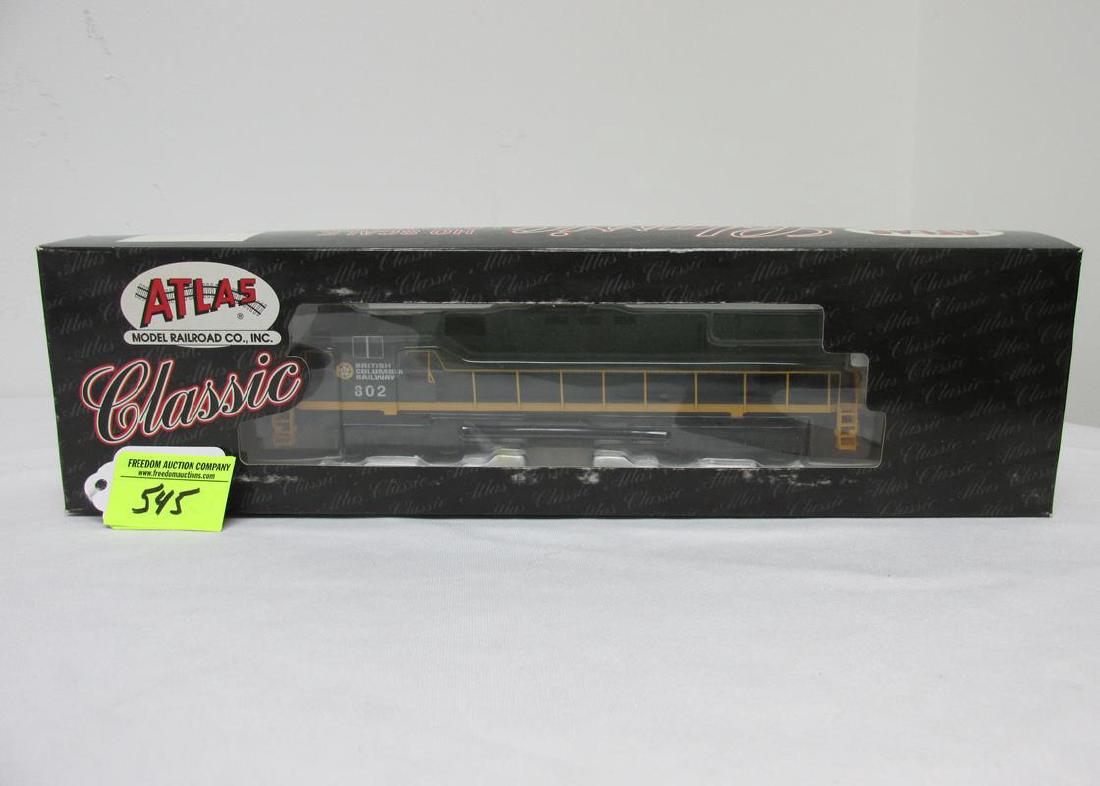 ATLAS CLASSIC HO SCALE LOCOMOTIVE: #550260 ALCO C425 LOCOMOTIVE BC RAIL #802