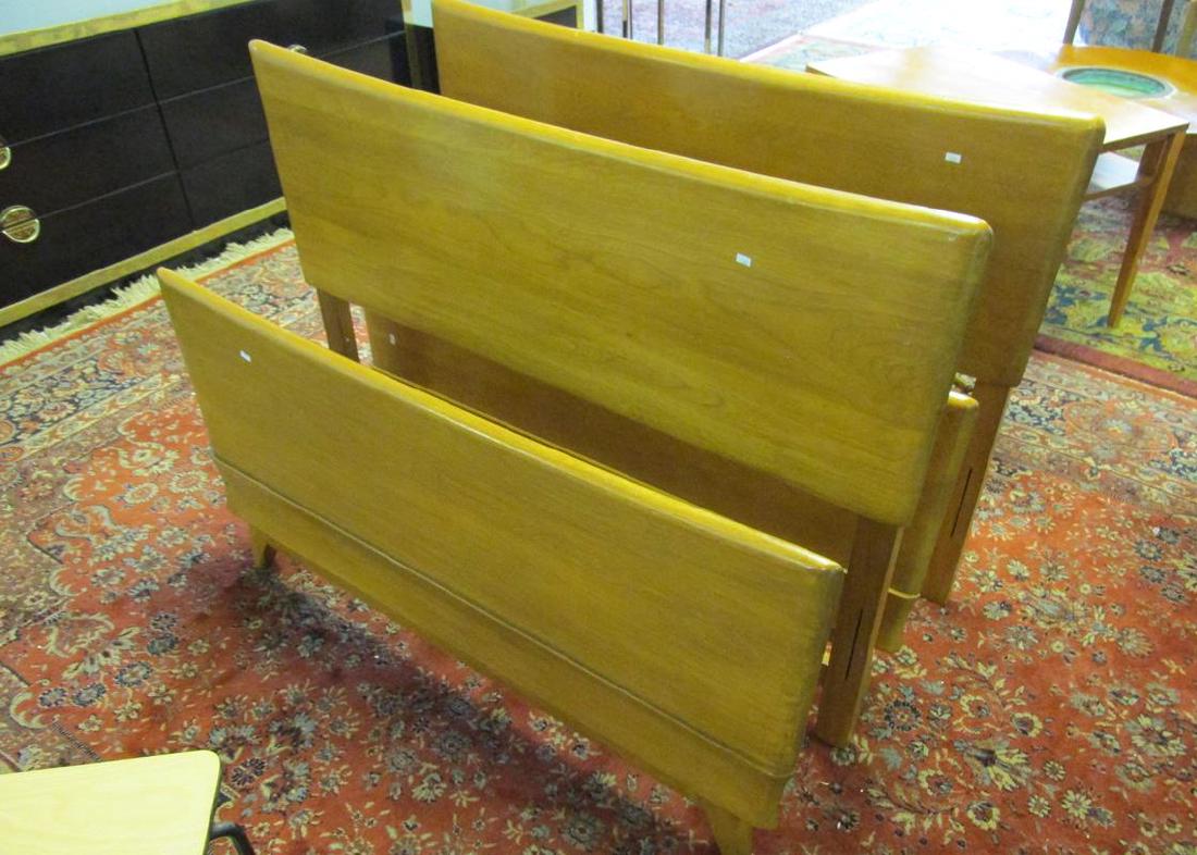 2 Heywood Wakefield Twin Beds Head Foot Oct 08 2017