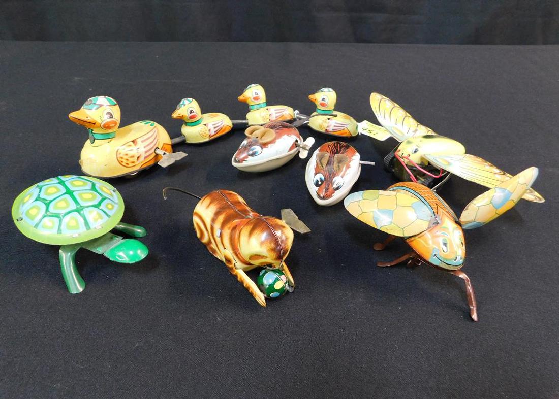 GROUPING OF WIND UP TIN LITHO TOYS: SEE TITLE