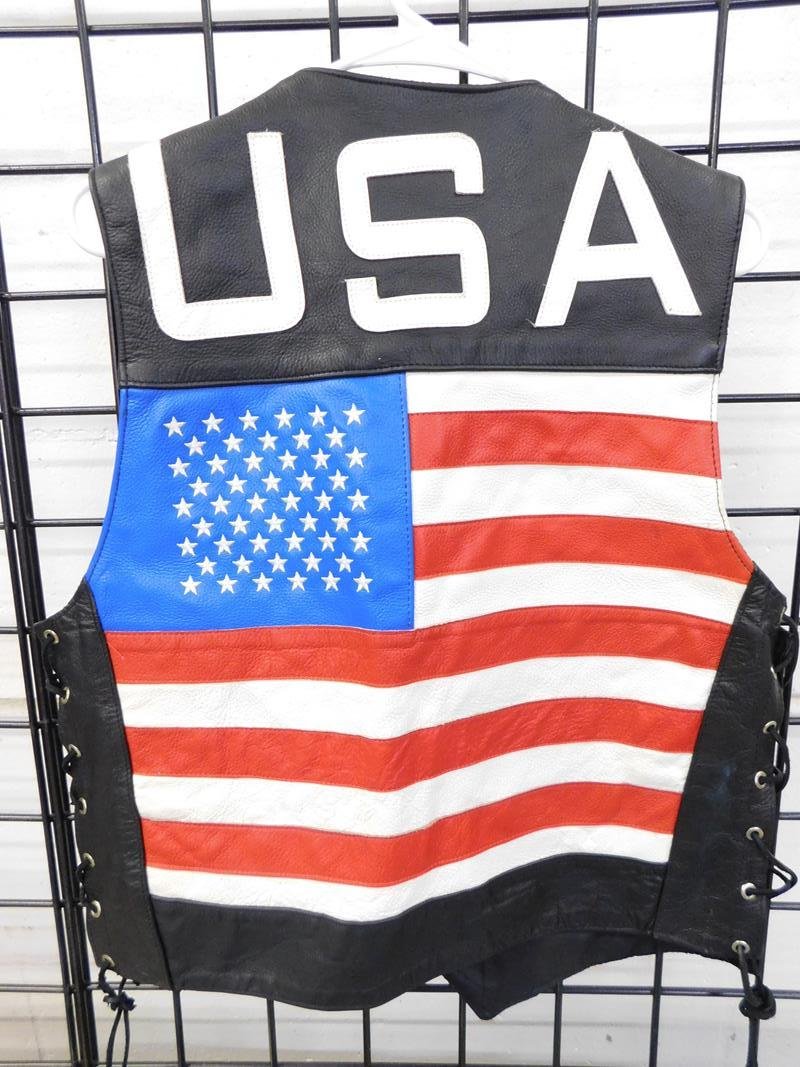 USA LEATHER VEST: SIZE SMALL