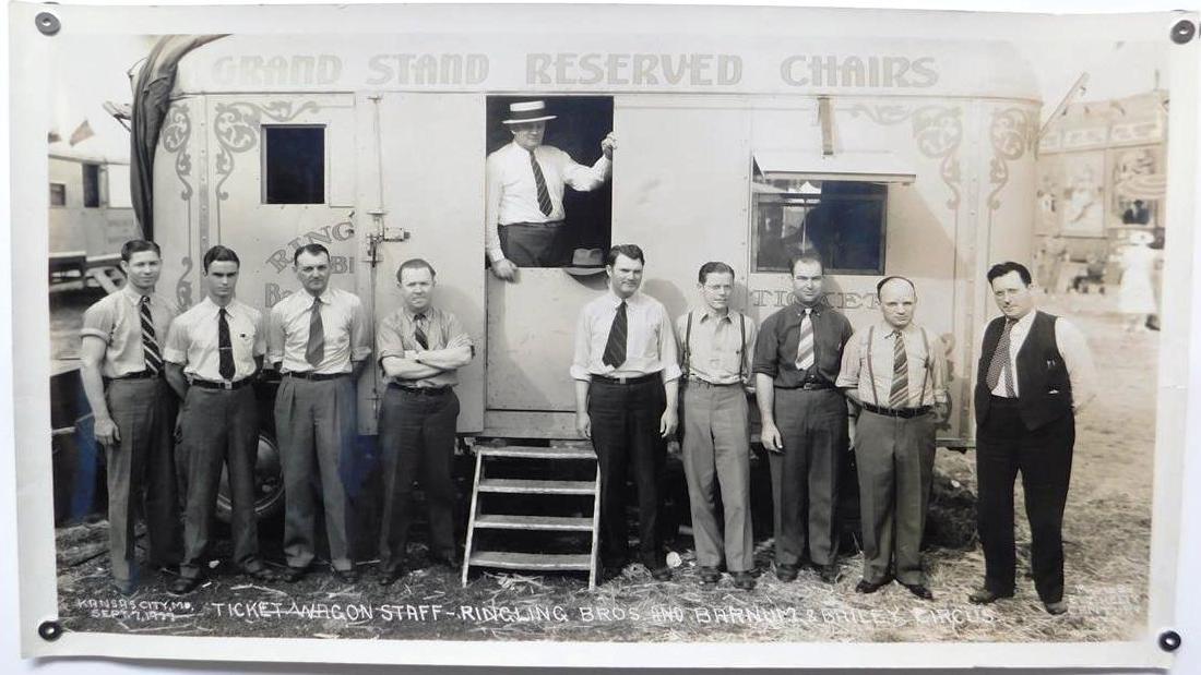 EDWARD J. KELTY (AMERICAN, 1888-1967) PHOTOGRAPH (1 of 5)