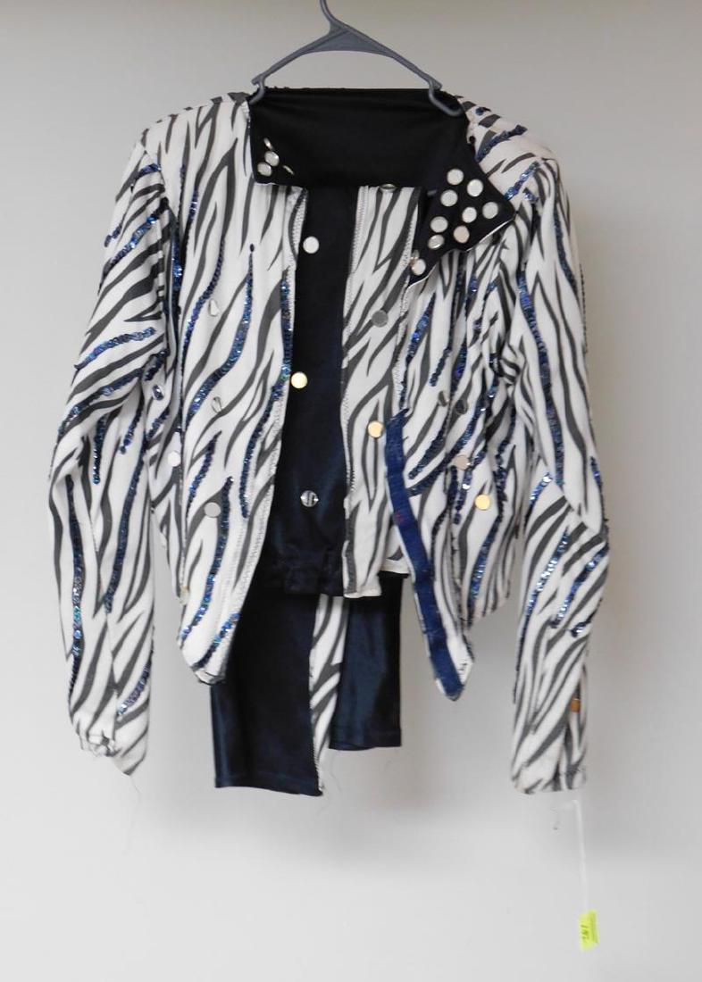 ROYAL HANNEFORD CIRCUS WARDROBE (1 of 1)