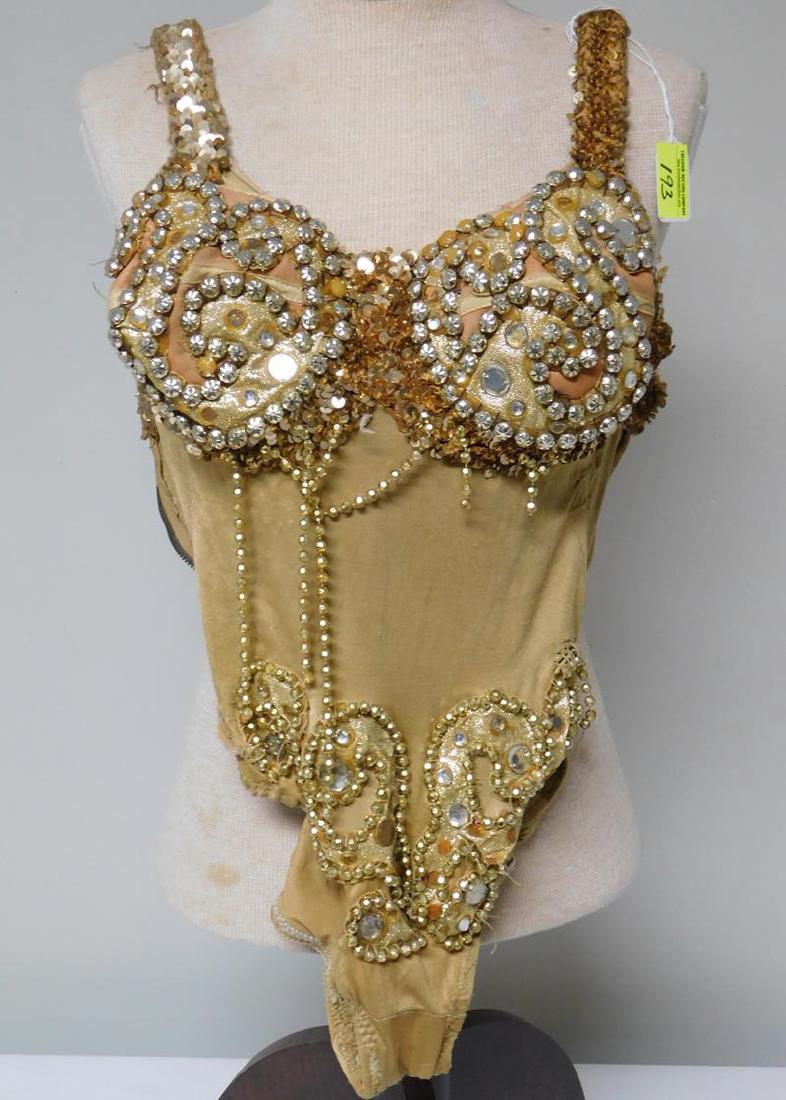 ROYAL HANNEFORD CIRCUS WARDROBE (1 of 1)