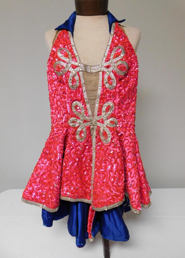 ROYAL HANNEFORD CIRCUS WARDROBE (1 of 1)