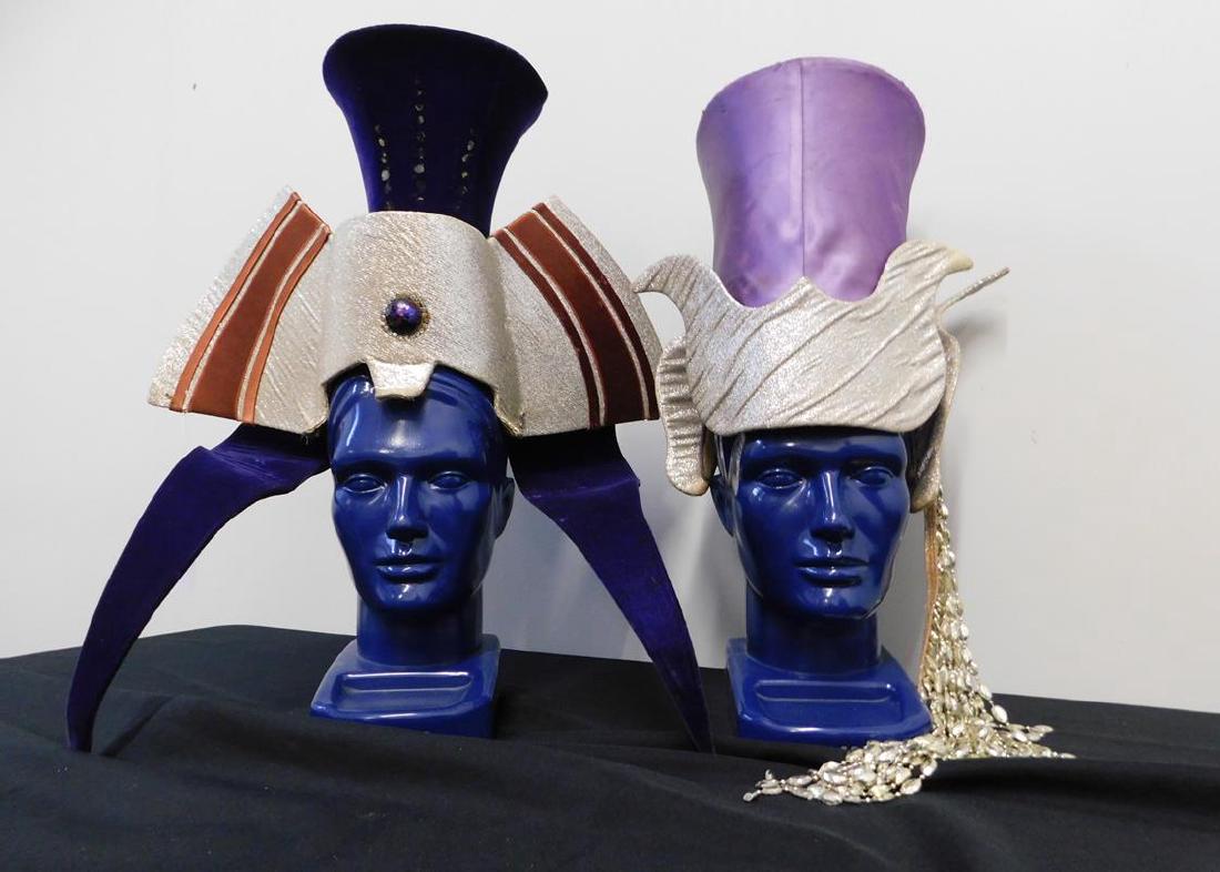 HANNEFORD CIRCUS "SPACE" ACT HEAD PIECES (1 of 1)