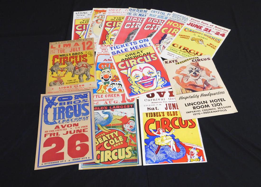 COLLECTION OF CIRCUS WINDOW CARDS (1 of 1)