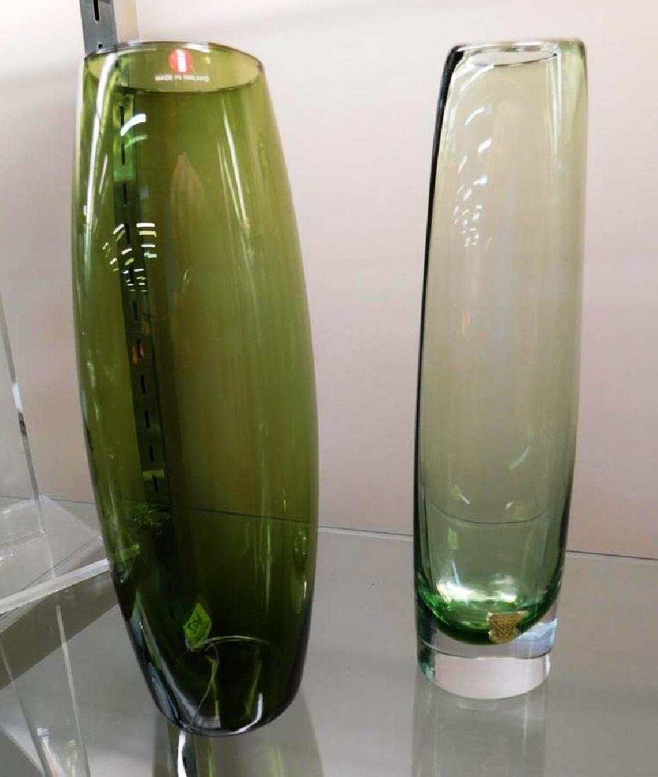 2 ART GLASS VASES: GULLARSKRUF ARTHUR PERCY, IITTALA TAPIO WIRKKALA I-COLOR SERIES. EACH ARE 9.5"H