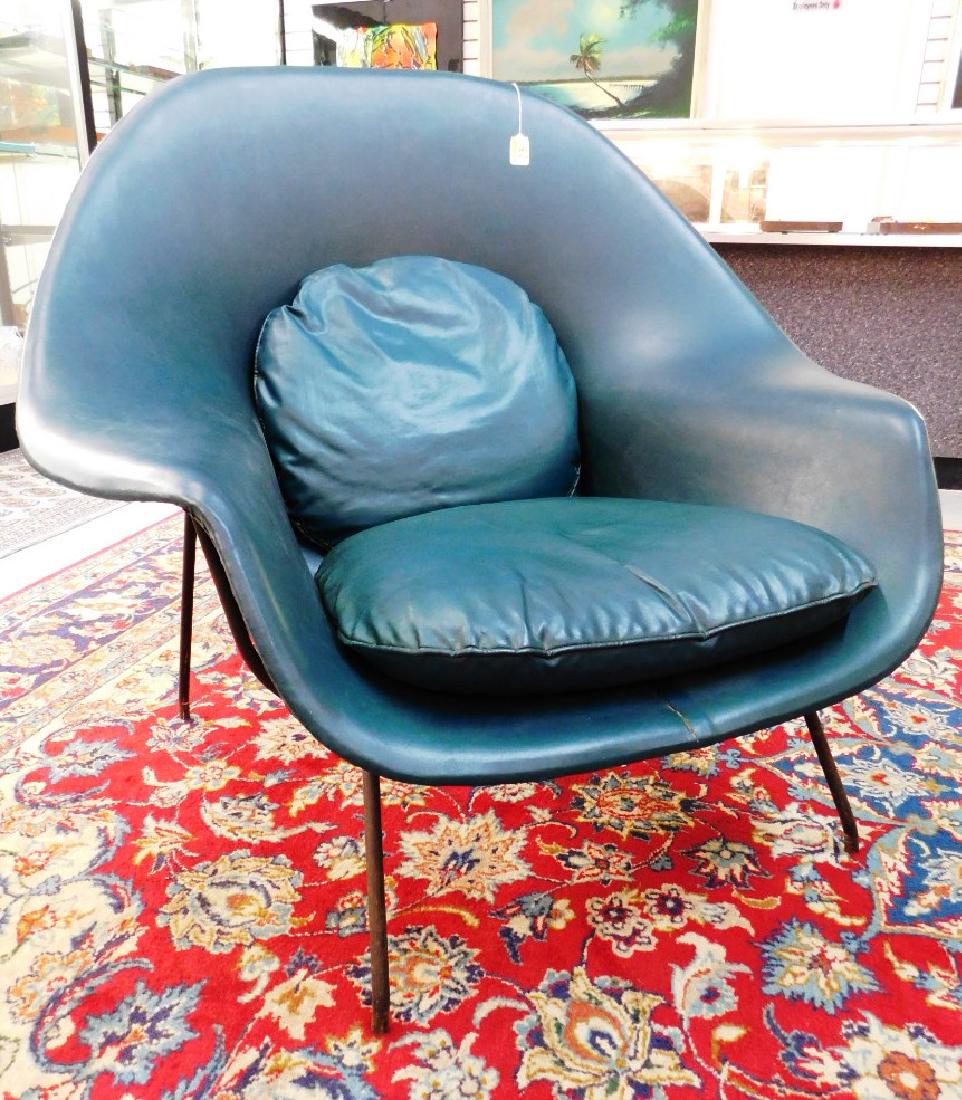 ORIGINAL EERO SAARINEN FOR KNOLL WOMB CHAIR: GREEN NAUGAHYDE. GOOD VINTAGE CONDITION