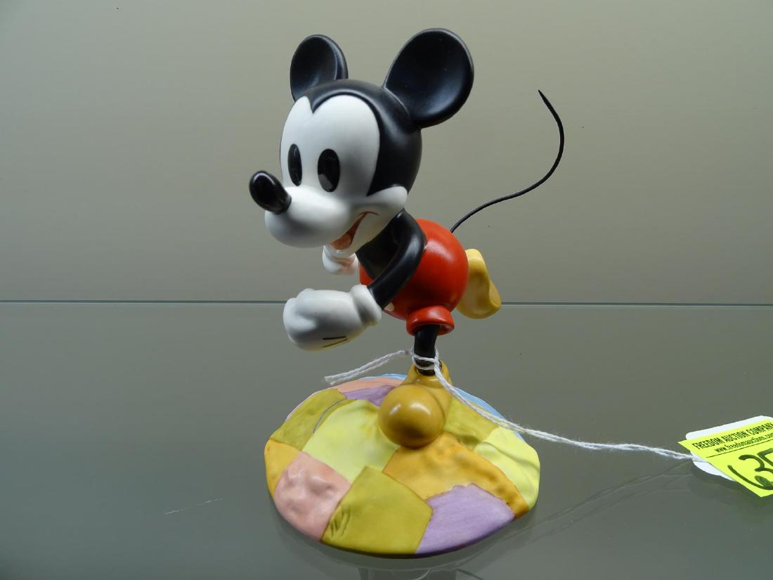 WALT DISNEY CLASSICS COLLECTION - MICKEY MOUSE: THROUGH THE MIRROR, MILLENIUM MICKEY. WITH BOX. 4.25"