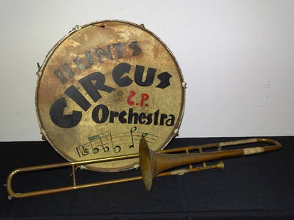 HUNT'S CIRCUS BAND ITEMS: 1940'S INCLUDING BASS DRUM AND TROMBONE