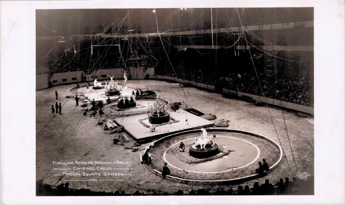 EDWARD J. KELTY (AMERICAN, 1888-1967) PHOTOGRAPH (1 of 2)