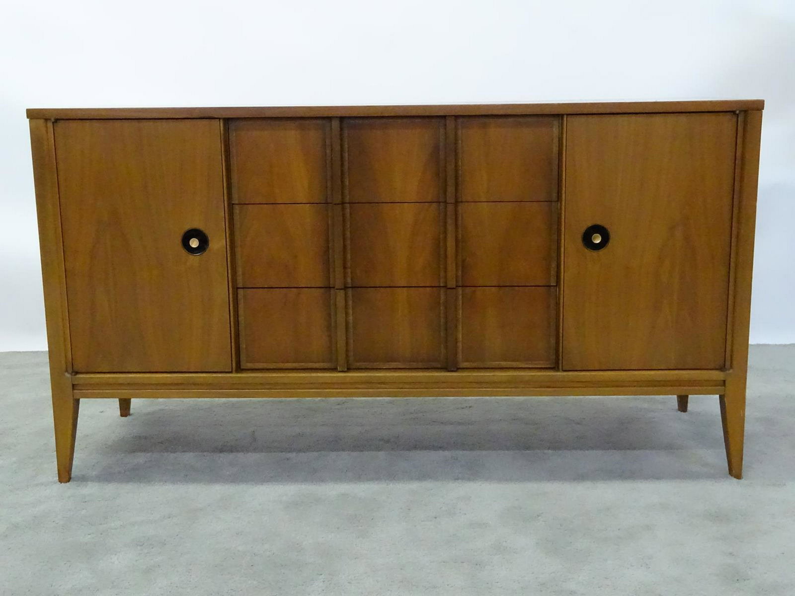 MID-CENTURY WALNUT CREDENZA: 56W, 18D, 31H