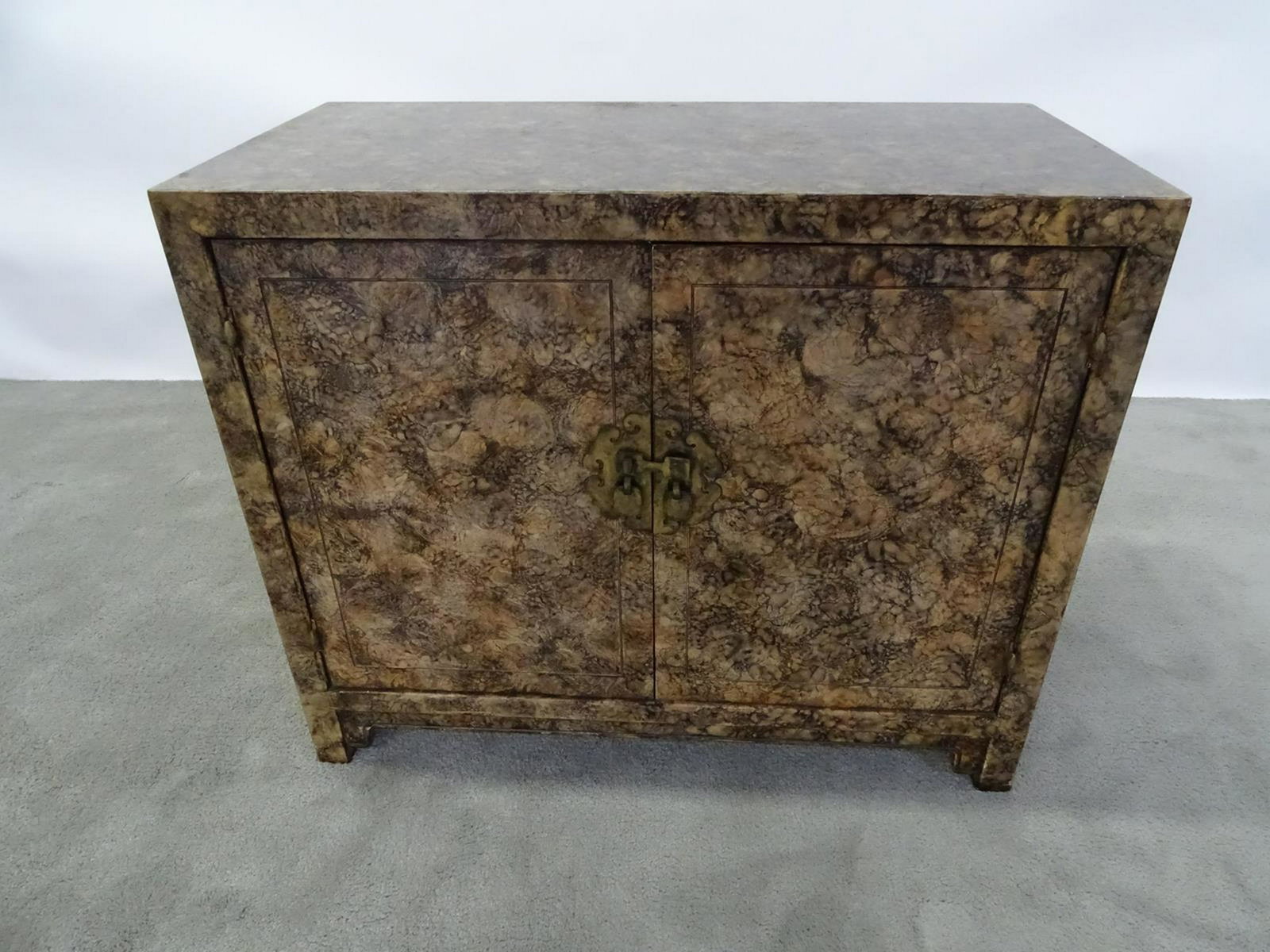 HENREDON CIRCA 75 OLIVE BURL FINISH CABINET: 36W, 18D, 30H