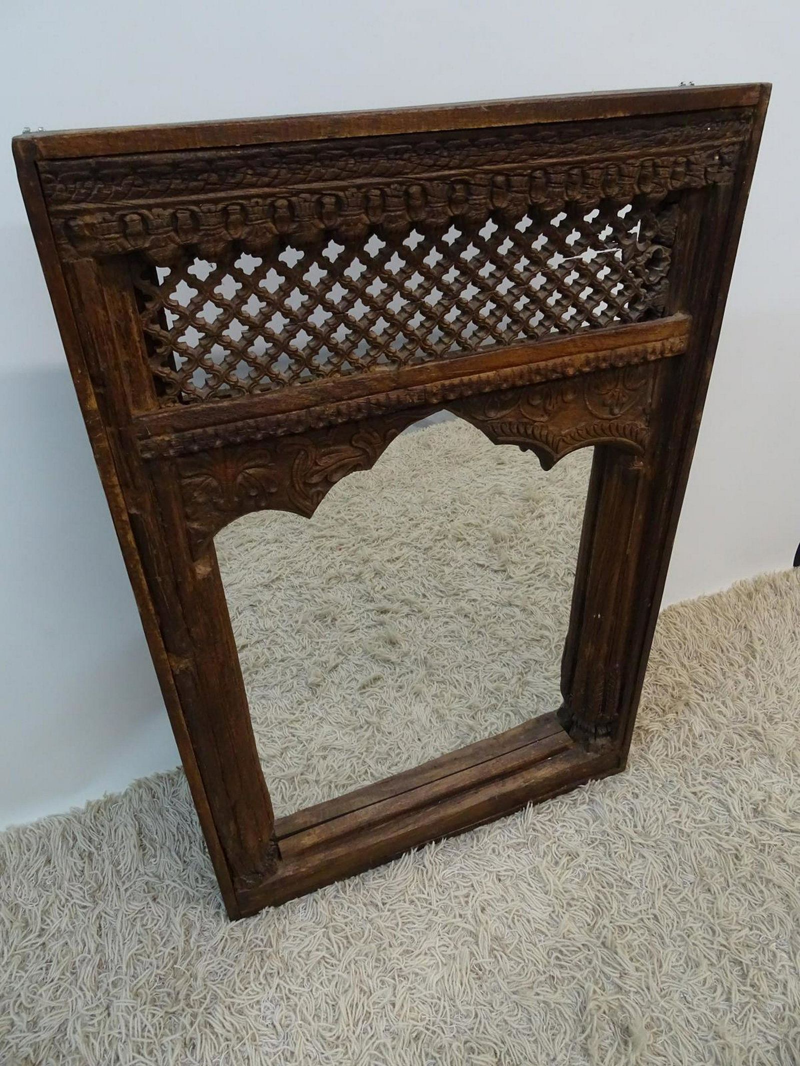 BALINESE HAND-CARVED MIRROR: 30X45