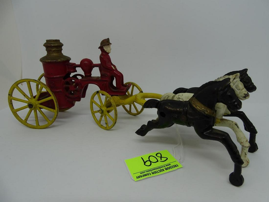 KENTON CAST IRON HORSE-DRAWN FIRE ENGINE: 10"