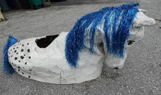 HORSE WALK-AROUND PROP: SEE TITLE