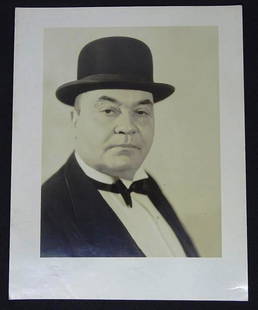 EDWARD J. KELTY (1888-1967) PHOTOGRAPH: ORIGINAL KELTY PHOTOGRAPH OF JOHN RINGLING. SCARCE STUDIO PORTRAIT OF THE CIRCUS GIANT. 8"X10". STAMP ON VERSO.