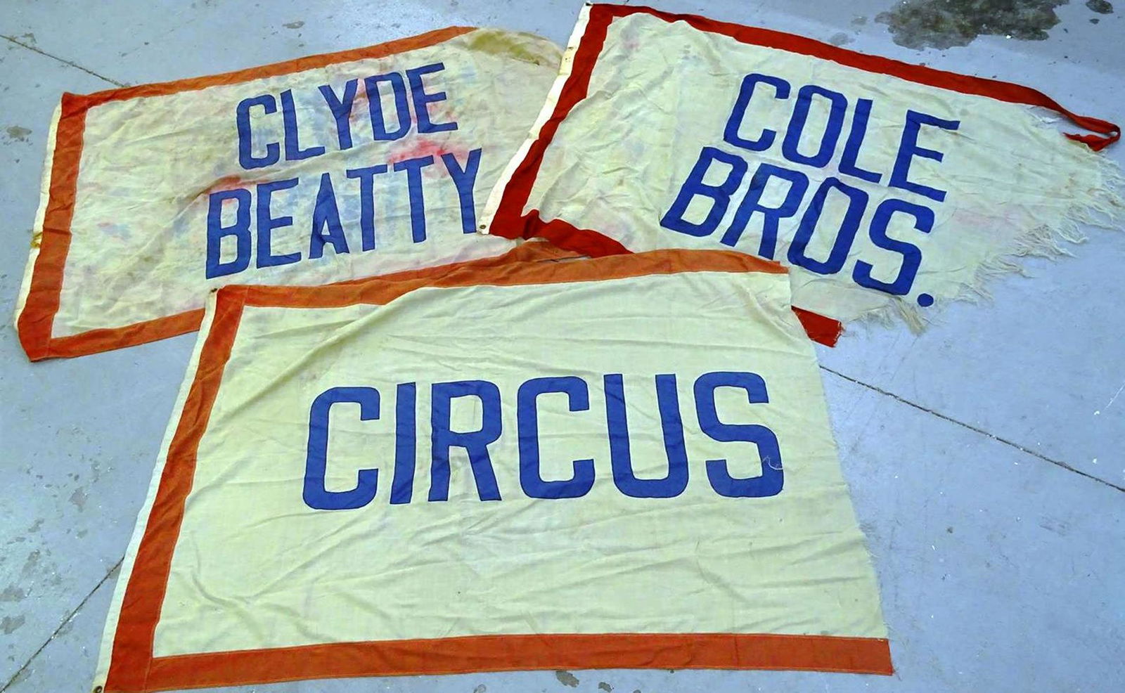 CLYDE BEATTY - COLE BROS. CIRCUS BIG TOP FLAGS (1 of 1)
