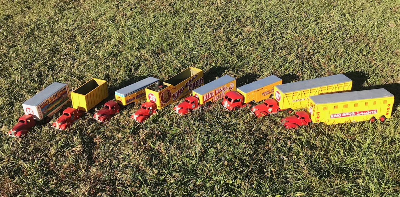 KING BROS. CIRCUS MODELS (1 of 1)