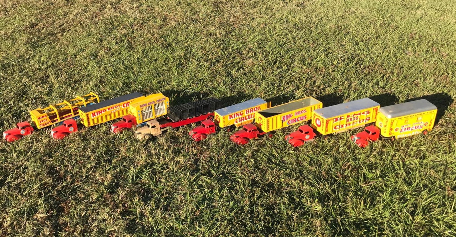 KING BROS. CIRCUS MODELS (1 of 1)