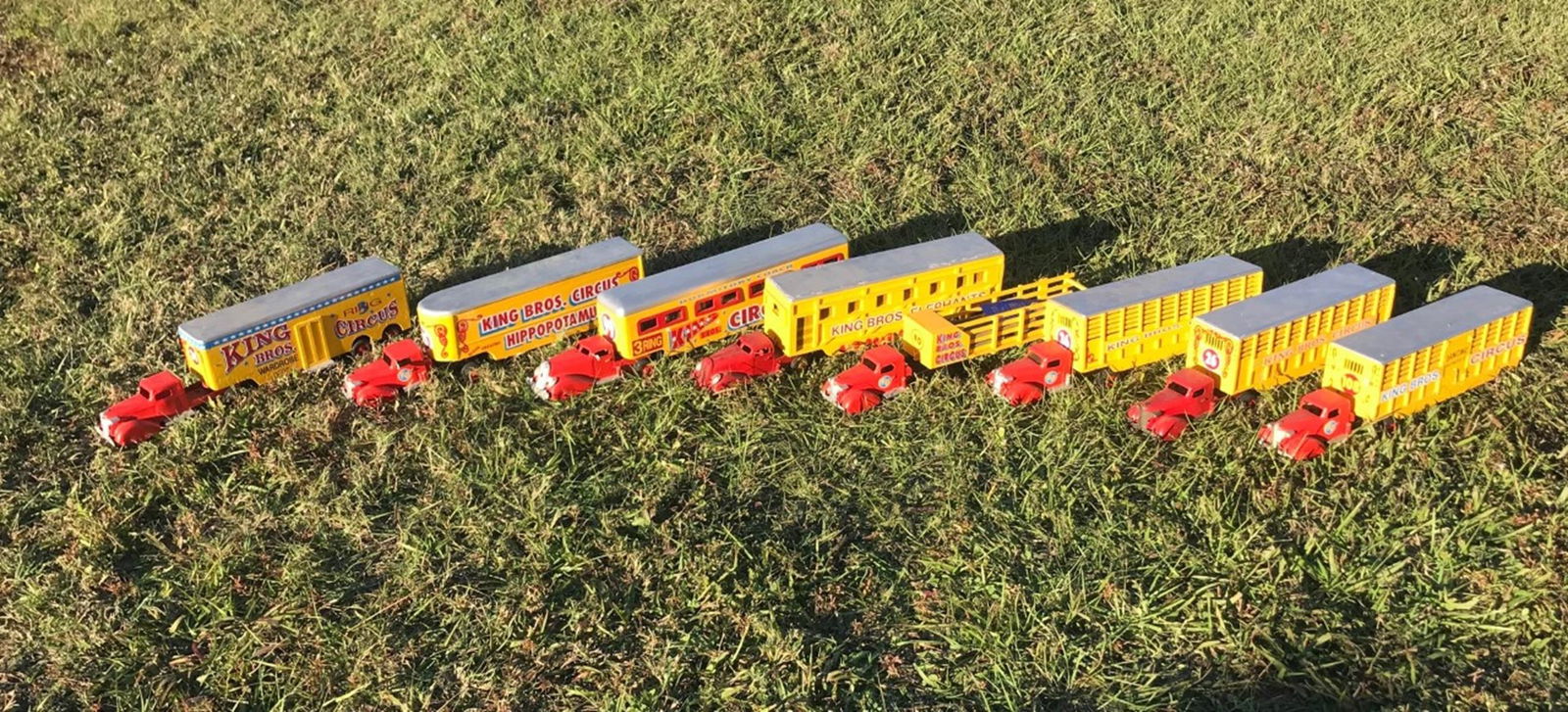 KING BROS. CIRCUS MODELS (1 of 1)