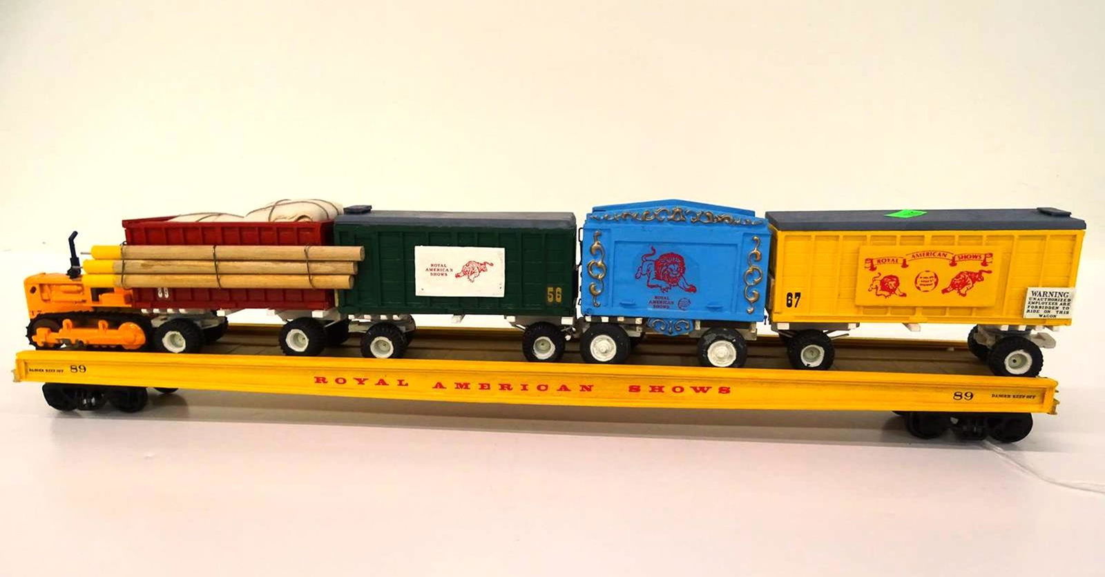 ROYAL AMERICAN SHOWS RAILROAD MODEL (1 of 1)