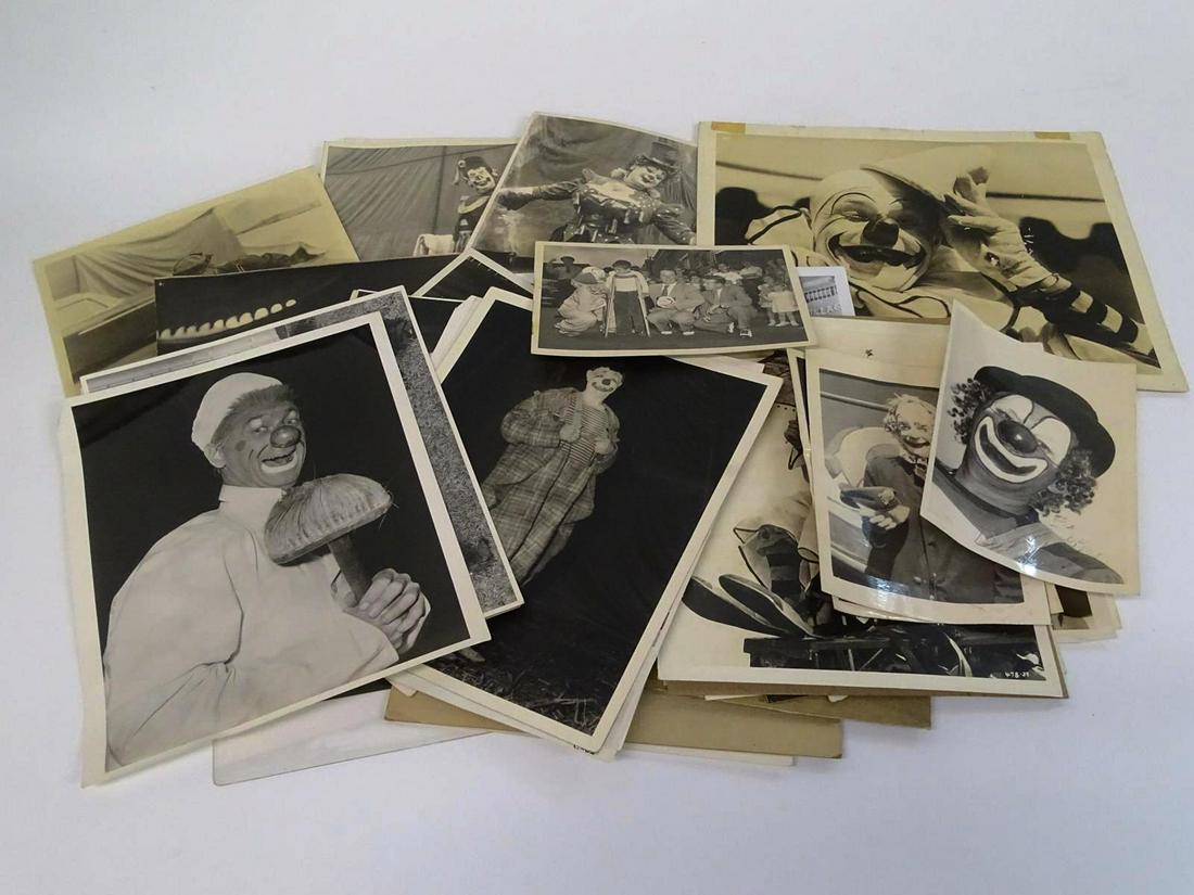 CIRCUS CLOWN PHOTOGRAPH COLLECTION (1 of 1)