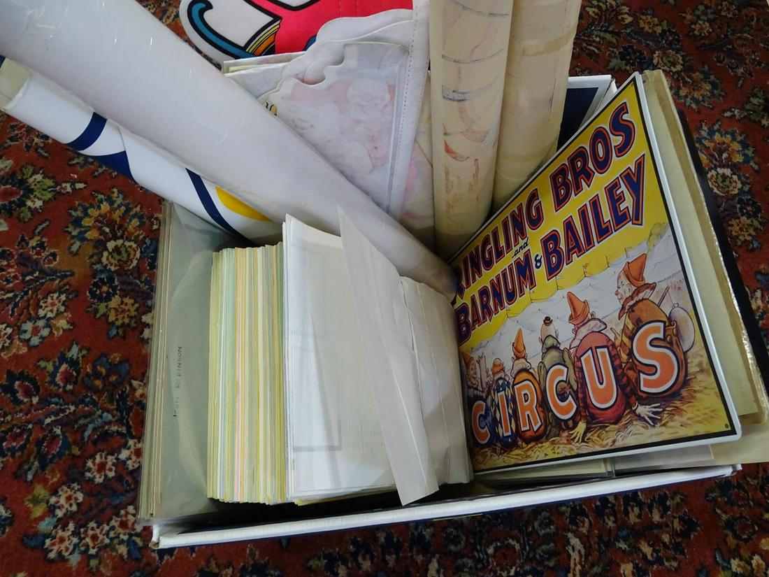 CIRCUS MEMORABLIA DISCOVERY LOT (1 of 1)