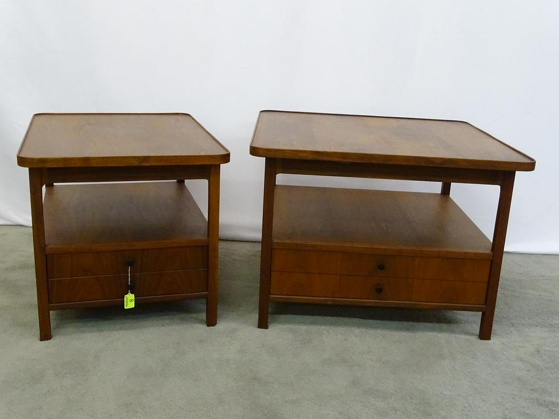 JACK CARTWRIGHT FOR FOUNDERS TABLES: PAIR OF SIDE TABLES, HAVING DRAWERED STORAGE. SMALLEST IS 21W, 20D, 20.5H. LARGEST IS 30W, 30D, 21H