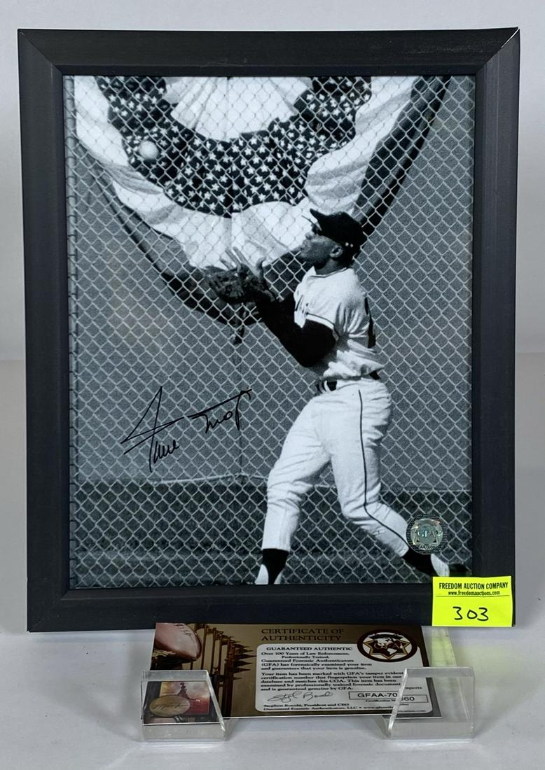 WILLIE MAYS SIGNED PHOTOGRAPH: CERT BY GFA. CAN BE REMOVED FROM FRAME FOR SHIPPING. 8"X10"