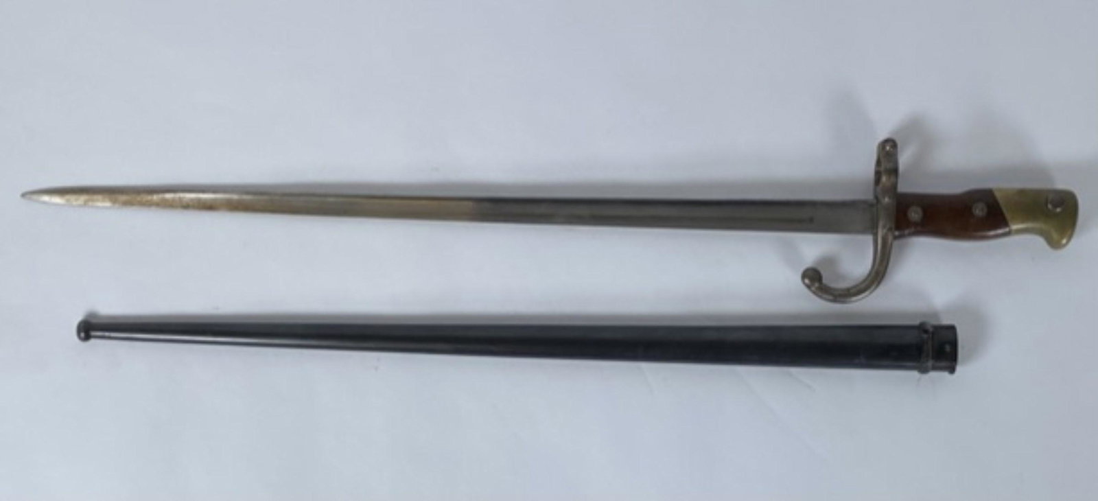 1880'S FRENCH BAYONET WITH SCABBARD: NUMBERS MATCHING