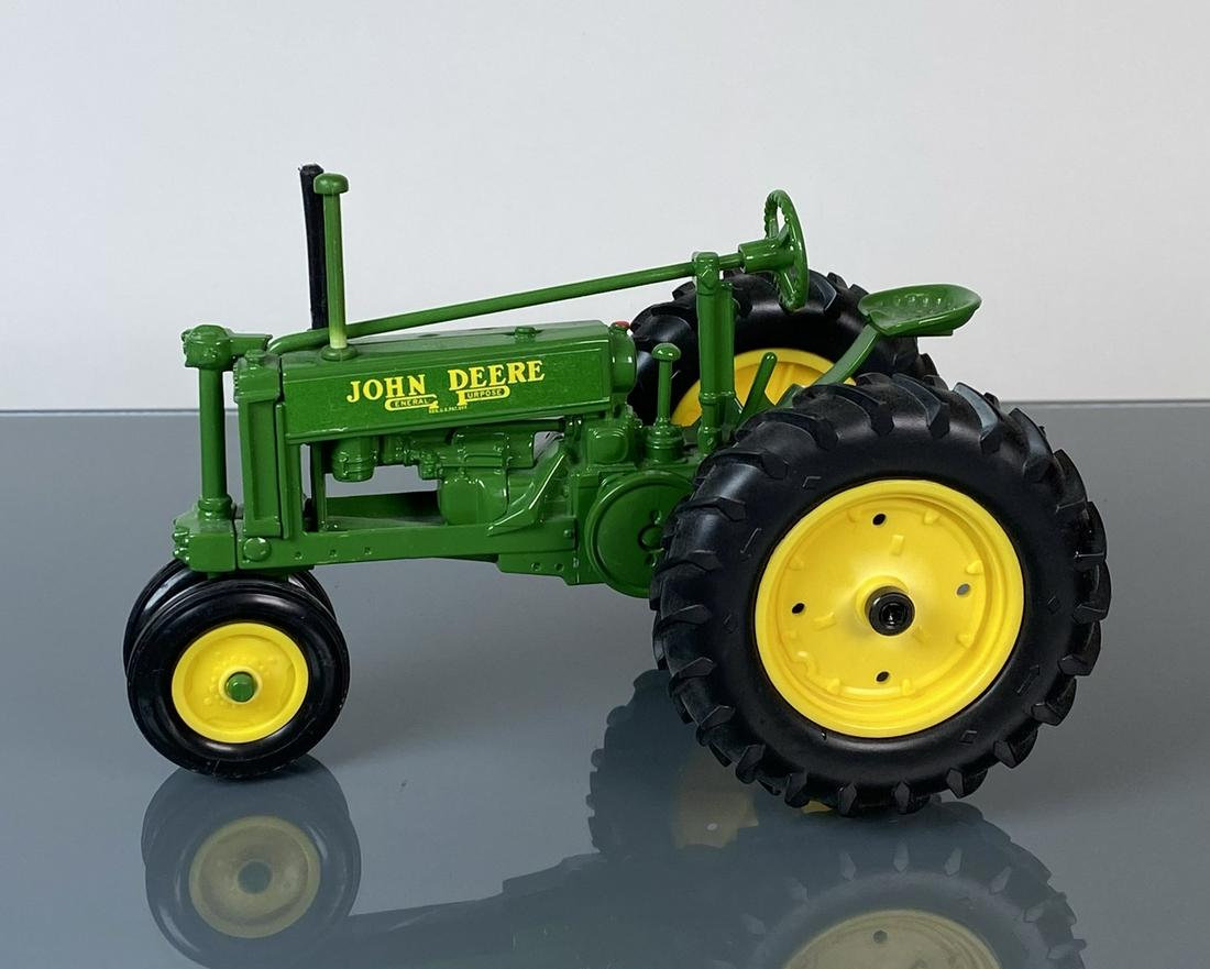 JOHN DEERE GENERAL PURPOSE TRACTOR: J.D. LICENSING. 8"x5"x4"