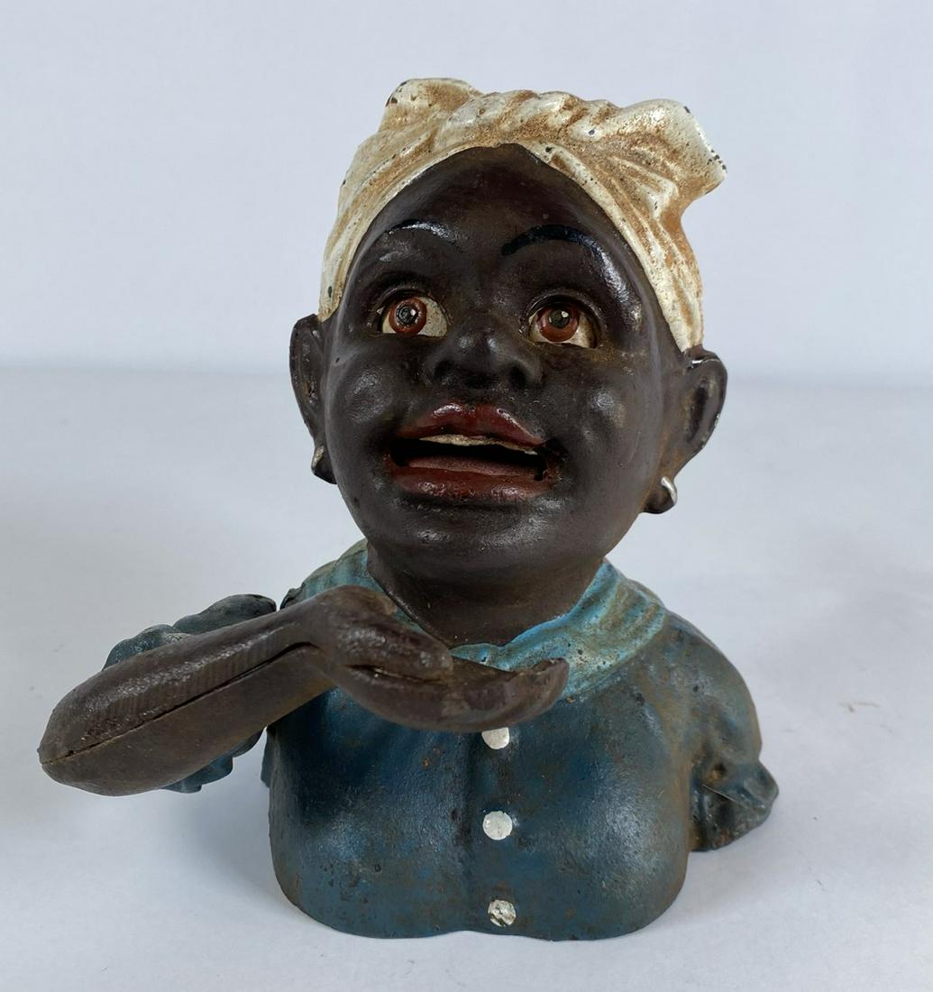 JOHN HARPER MAMMY CAST IRON MECHANICAL BANK: 20TH C., VERY GOOD CONDITION. 7"H