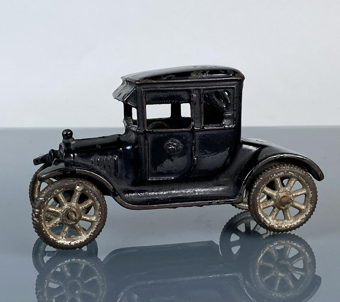 AC WILLIAMS CAST IRON EARLY MODEL: 5"X2"X3"