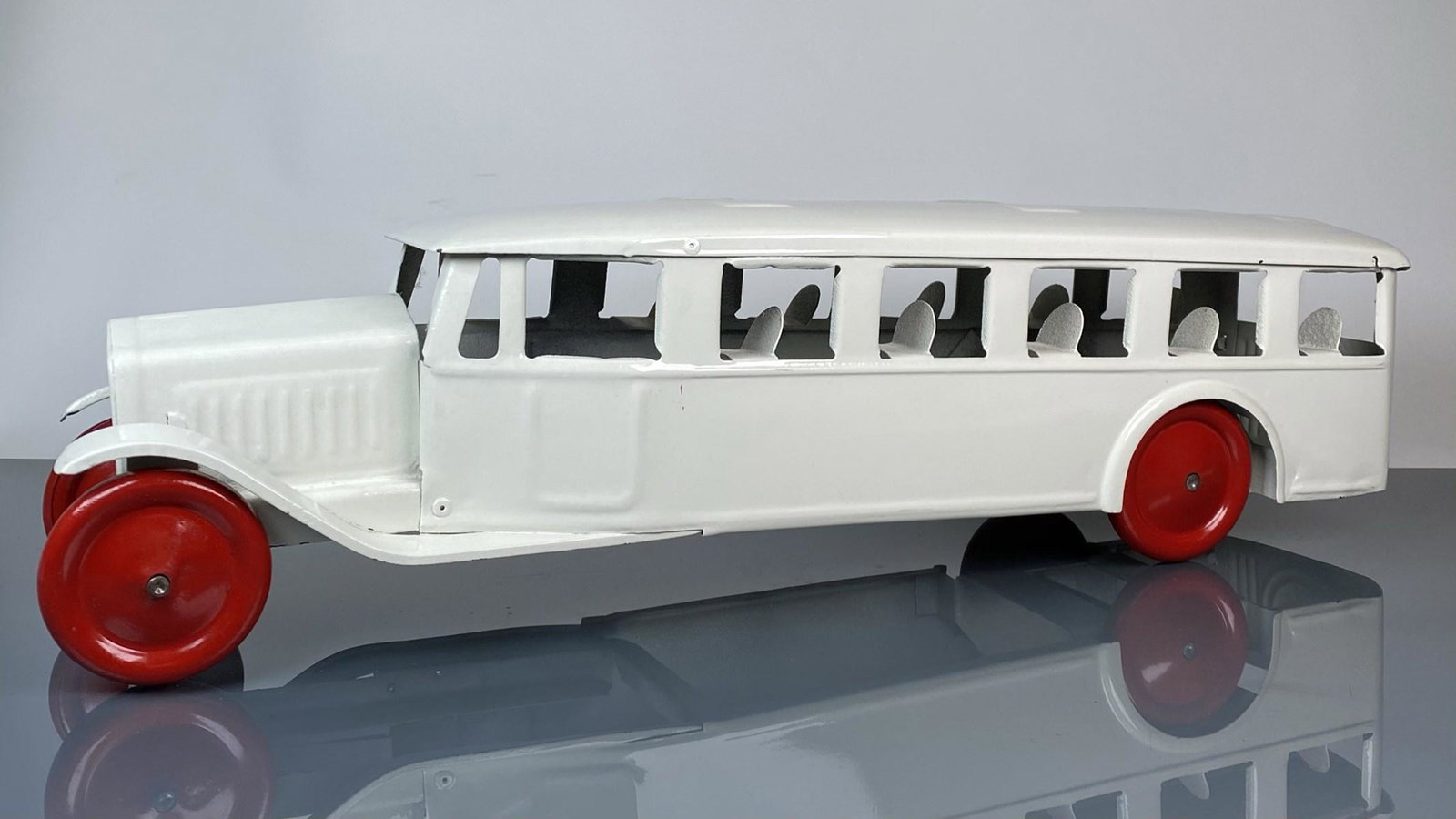 LARGE STEELCRAFT PRESSED STEEL BUS: RESTORED. 24"X6"X6"