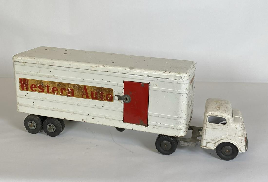 LARGE STRUCTO WESTERN AUTO TRACTOR TRAILER: PLAY-WEAR. 24"X6"X9"