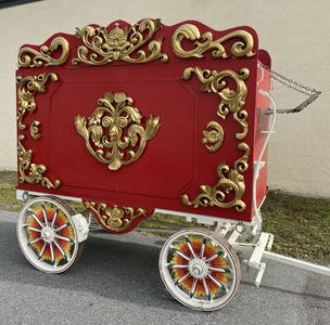 FULL SIZE ANTIQUE CIRCUS CAGE WAGON