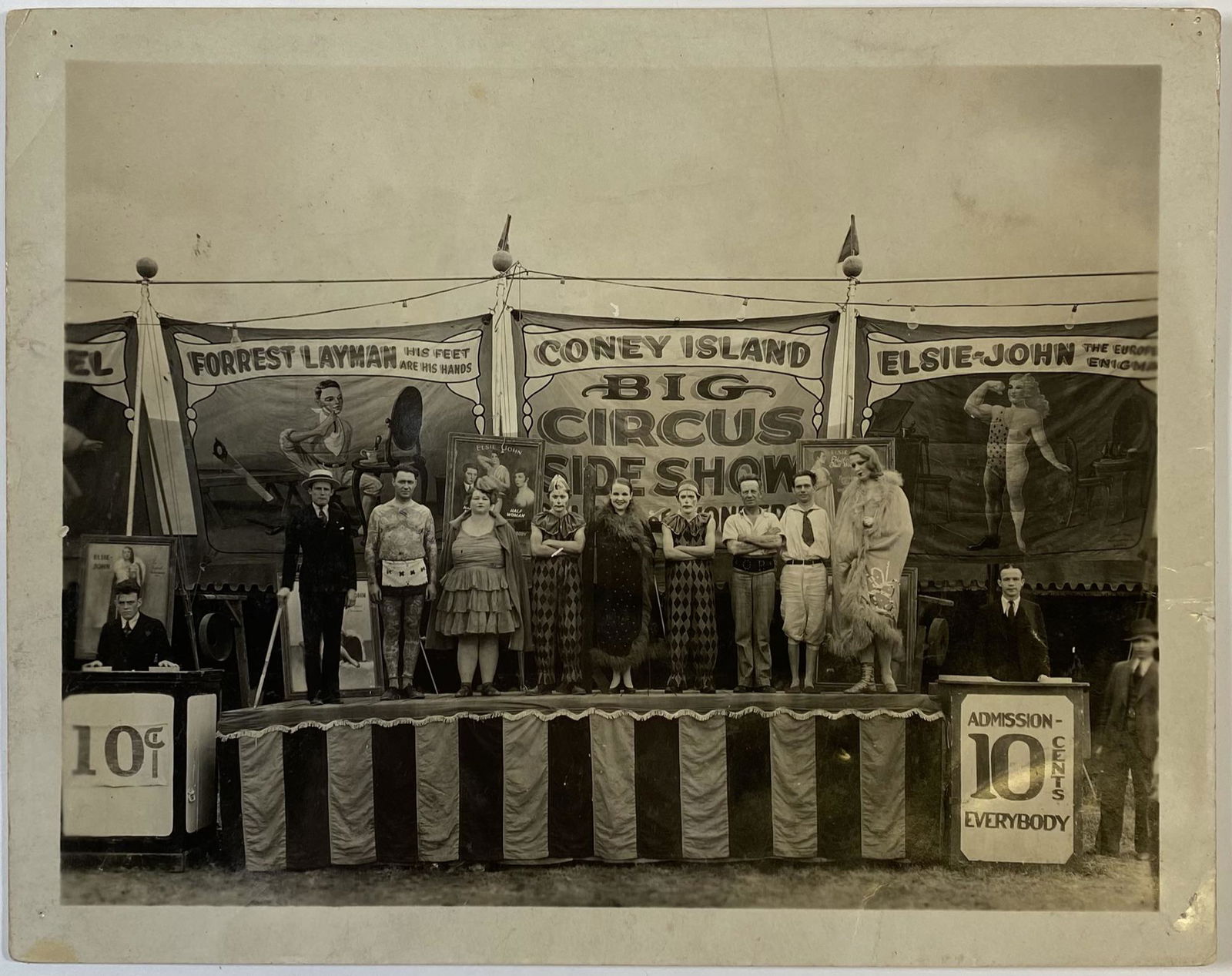 CONEY ISLAND SIDESHOW LINE-UP PHOTOGRAPH (1 of 1)