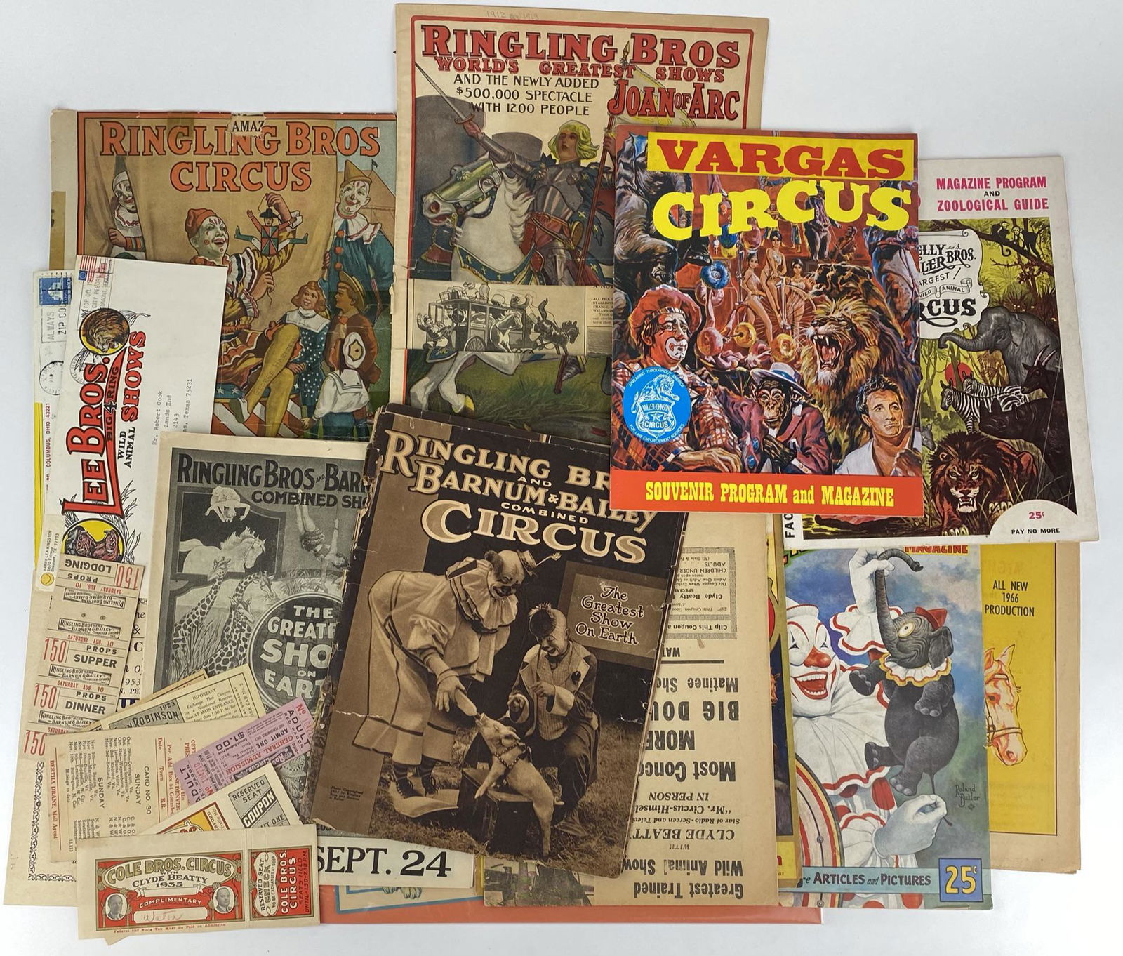 COLLECTION OF CIRCUS LITERATURE (1 of 1)