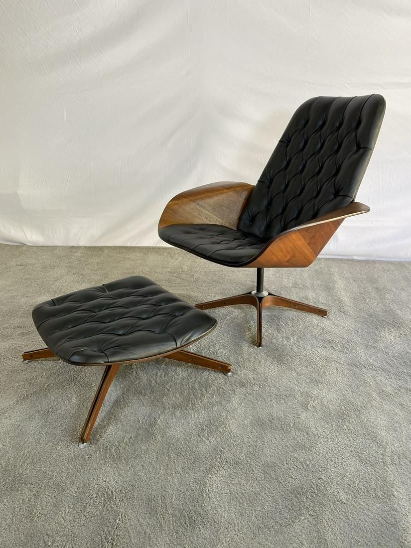 GEORGE MULHAUSER FOR PLYCRAFT MISTER LOUNGER: SWIVEL BASE WITH OTTOMAN. GOOD VINTAGE CONDITION.