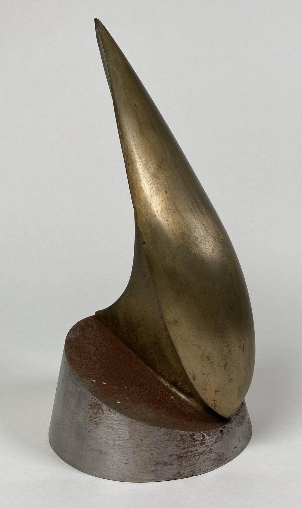 DAVID MARTIN STORLIE (AMERICAN, 20TH C.) SCULPTURE: BRONZE ON METAL BASE, 12"H. STORLIE RECEIVED MASTER IN SCULPTING FROM L.S.U.