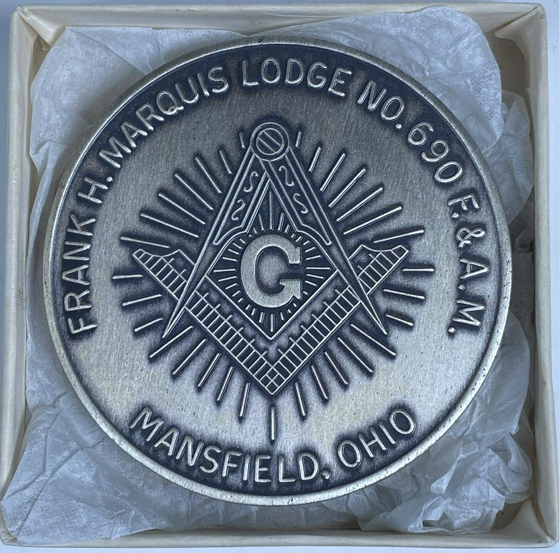 MASONIC STERLING SILVER LARGE MEDAL: 2 5/8" DIA., 162 GRAMS TOTAL WEIGHT