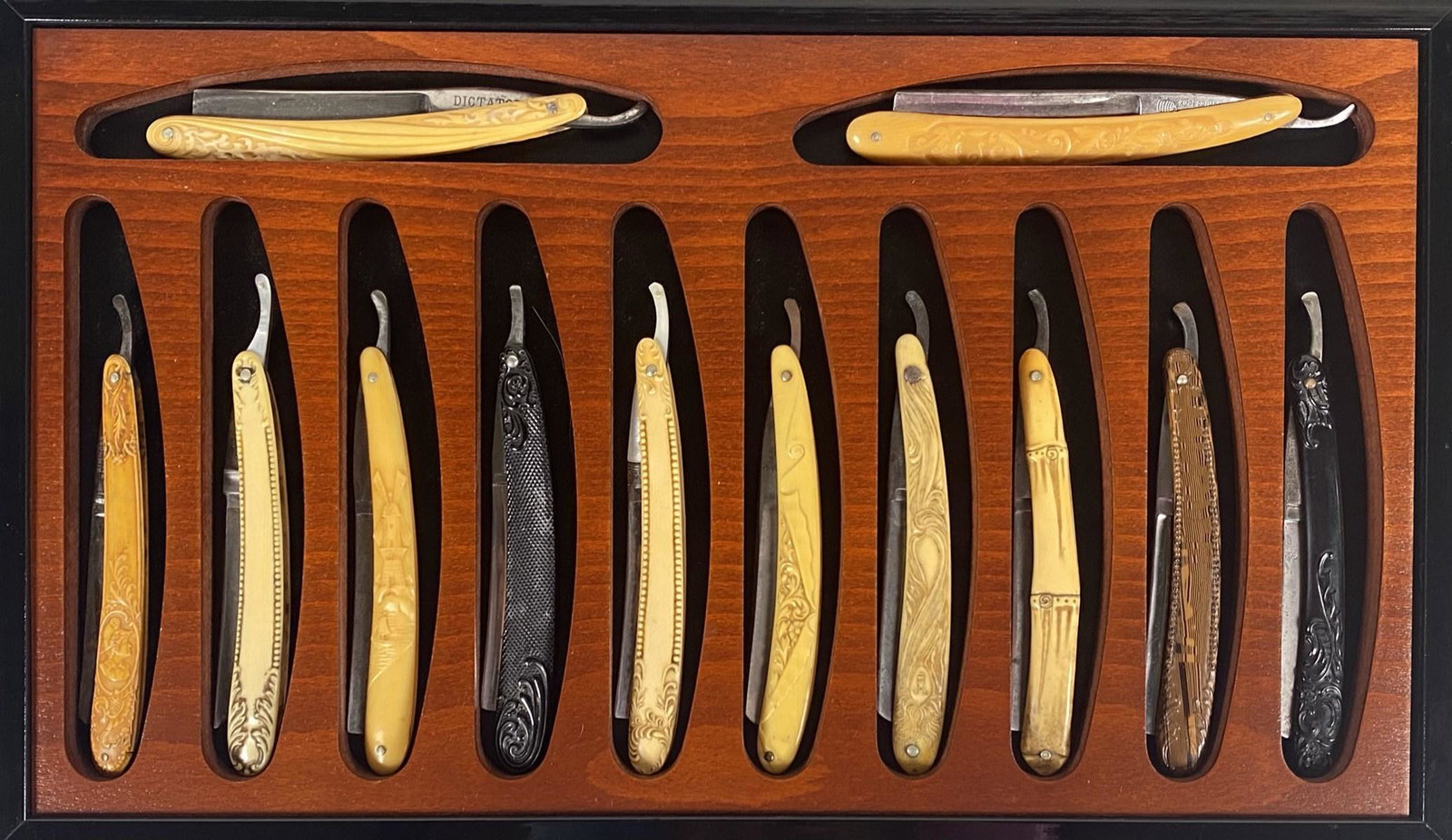 GENTLEMAN'S STRAIGHT RAZOR COLLECTION: THIERS-ISSARD (FRANCE) HAND-CRAFTED DISPLAY CASE. DICTATOR, KURI PRIMOS, GENEVA, KRONER, STERLING, SHUMATE, ELLIOT, CRACKER JACK, SHAPLEIGH, AVIAN, SIMMONS