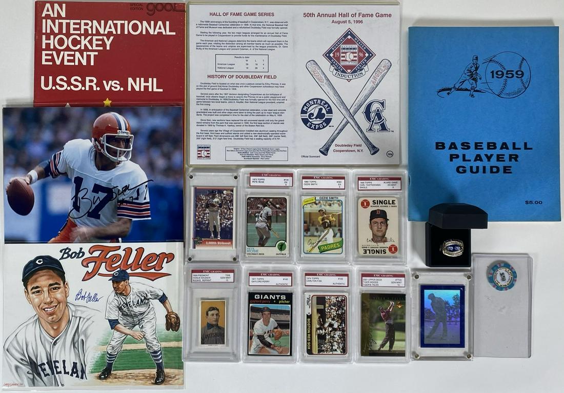 GROUPING OF SPORTS MEMORABILIA: 1980 TOPPS OZZIE SMITH, 1971 GAYLORD PERRY, 1968 TOPPS YAZ, 1909 T206 REPRINT, 1974 CARLTON FISK, 1973 PETE ROSE, 2001 UD TIGER WOODS, MONTE CARLO $50 CHIP, PROGRAMS.