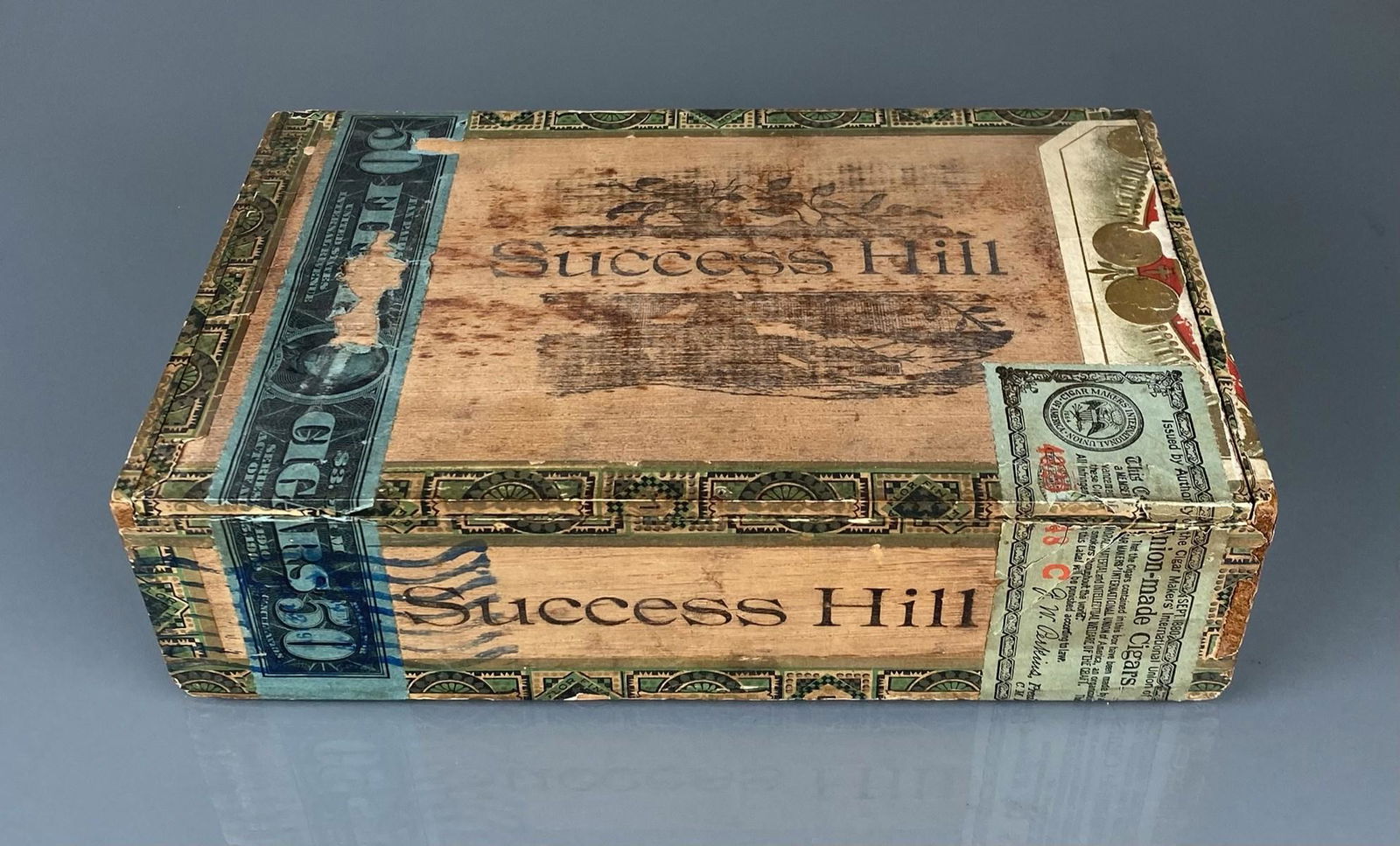 Success Hill cigar box 1910: Success Hill empty cigar box with Series of 1910 stamp and Cigar Makers International Union of America stamp. 50 count, Factory 40.