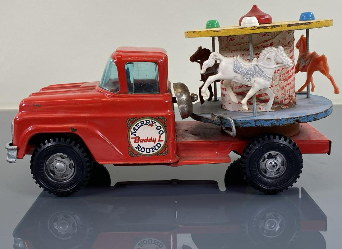 BUDDY L MERRY GO ROUND TRUCK: 11.5"