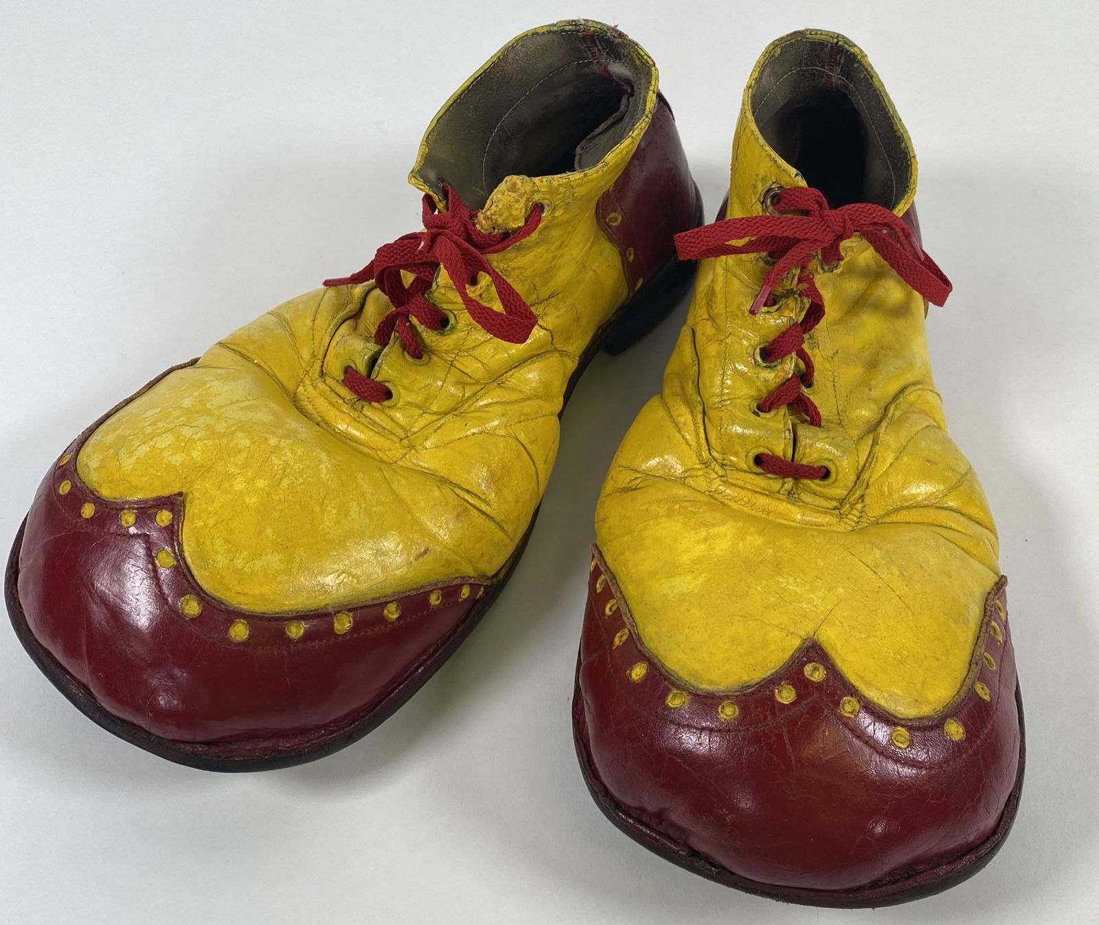 TOBY BALLANTINE RINGLING SHOW CLOWN SHOES: MARTY & WAYNE SCOTT SHOE MAKERS, BALLANTINE COLLECTION.