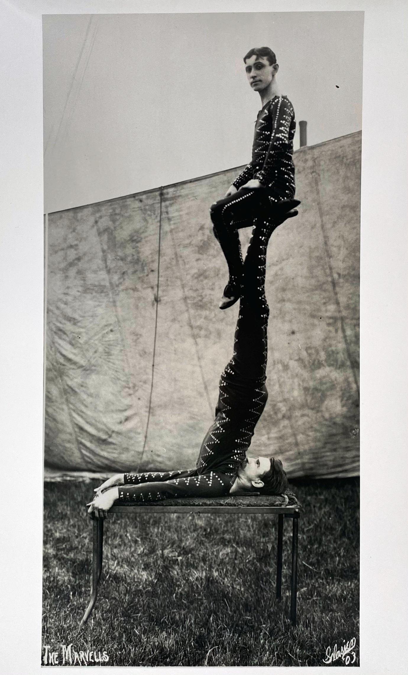 FREDERICK W. GLASIER SILVER GELATIN PHOTOGRAPH: THE MARVELLS, 1903. FROM THE JOHN HURDLE COLLECTION (FORMER CURATOR OF THE RINGLING MUSUEM - SARASOTA, FLORIDA). THE MUSEUM COMMISSIONED JERRY ULESMANN TO PRINT FROM THE ORIGINAL FREDERICK W. GLASIER 
