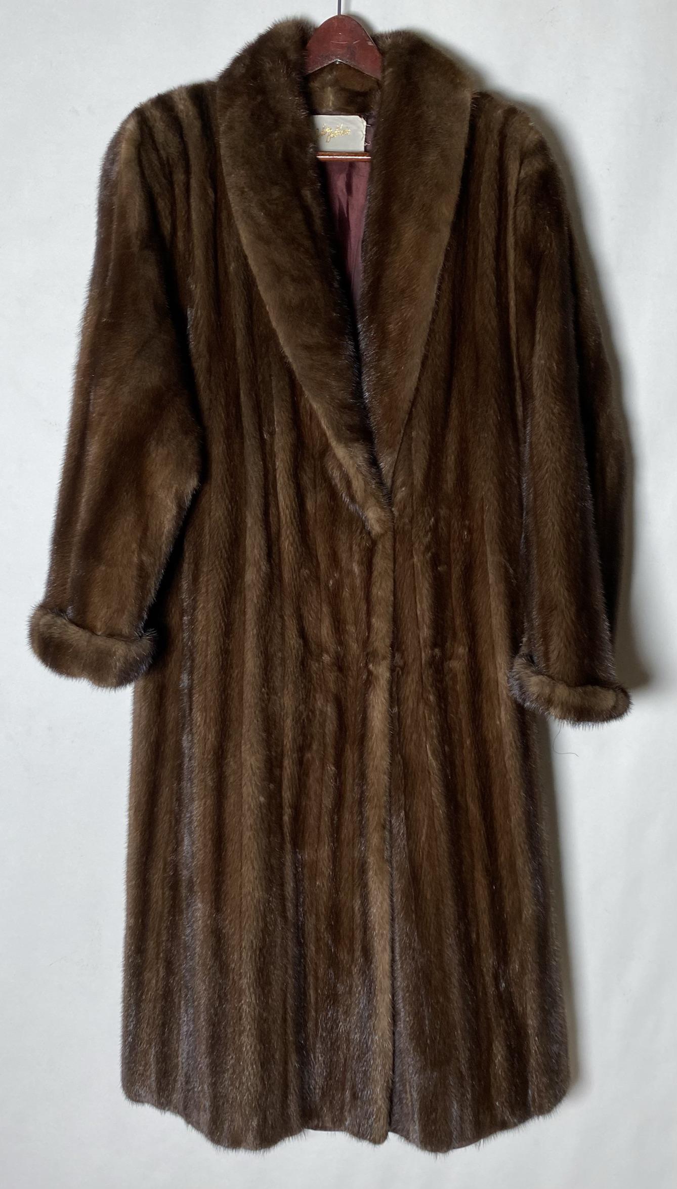 JOHN BALDWIN MINK COAT: ANNE KLEIN, MOON DUSK, RANCHMINK. SIZE 10-12 LARGE