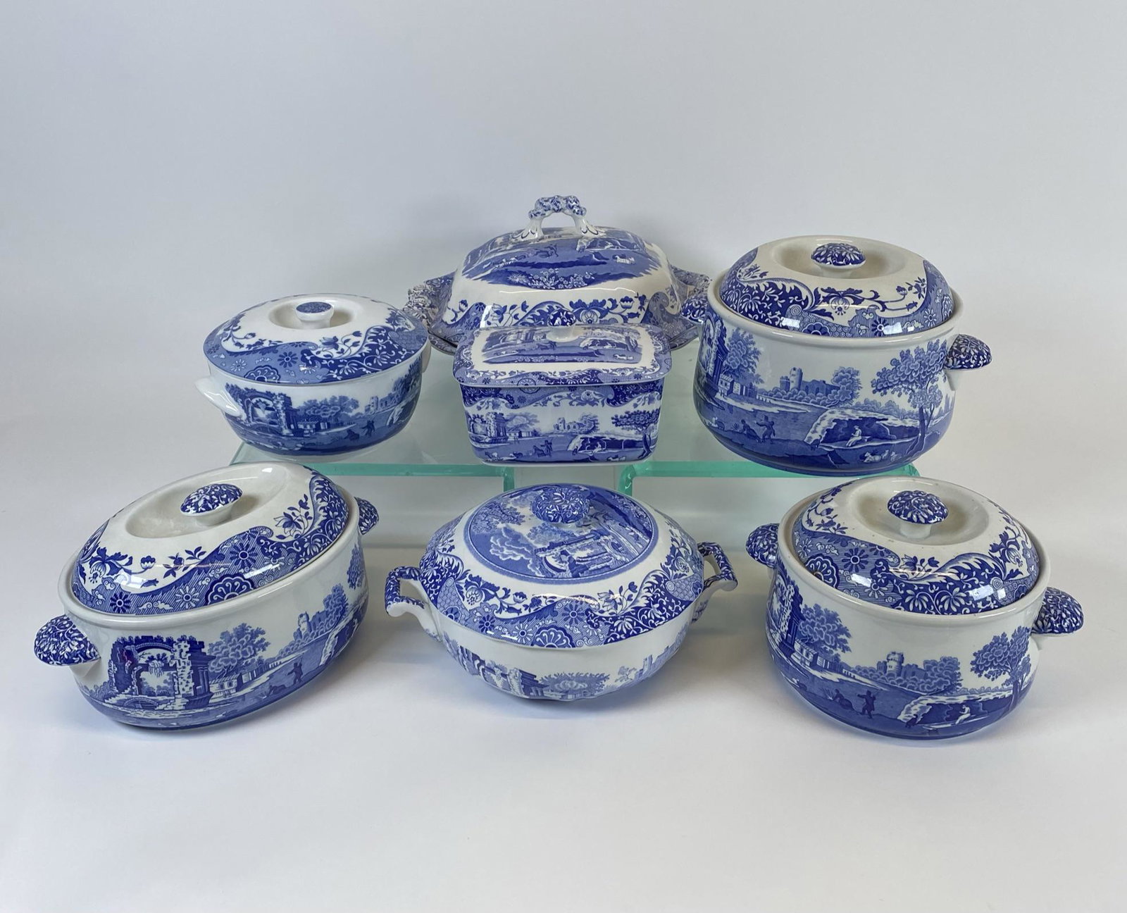 SPODE ITALIAN SERVING VESSELS: 14 PC. INCLUDING LIDS. MUST SHIP THIRD PARTY, QUOTES BEFORE BIDDING RECOMMENDED.